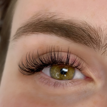 Load image into Gallery viewer, Volume Lash Training — Hands-On + Certification (Deposit Only)