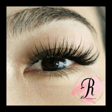 Load image into Gallery viewer, VOLUME EYELASH EXTENSIONS COURSE - [DEPOSIT]